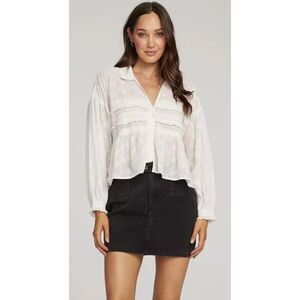 Saltwater Luxe Women's Size Small Prim Luxe Prim Top White Boho Lace sheer‎